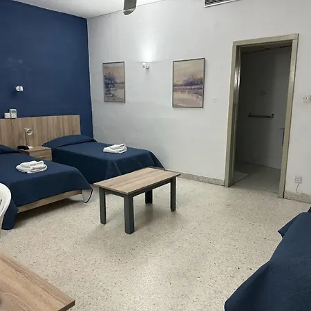 מלון Roma
