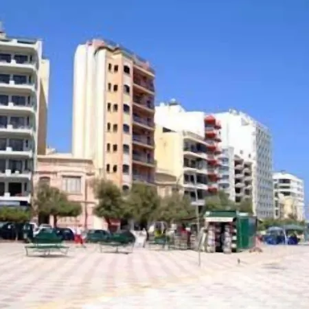 Roma Hotel