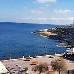 Roma Hotel